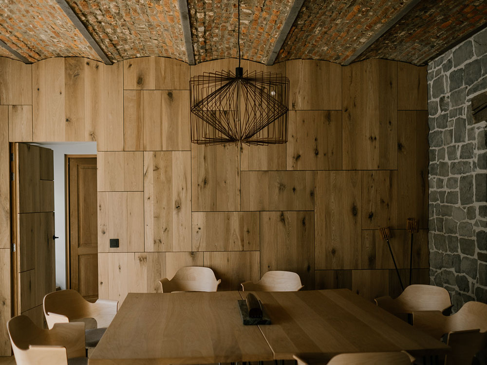 galerie-salon2-la-Neuve-Cour